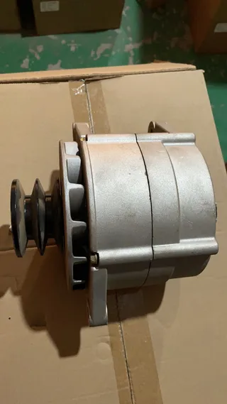 for Yuchai 6T generator JFZ2703 generator original G5606-3701100A generator 28V70A for Yuchai 6T generator JFZ2703 generator original G5606-3701100A generator 28V70A