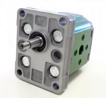 Italian vivoil gear pump XV-1P/3.2 displacement 3.2cc/Rev pressure 250Bar Italian vivoil gear pump XV-1P/3.2 displacement 3.2cc/Rev pressure 250Bar