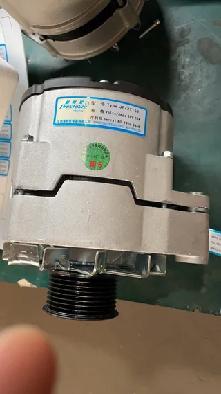 Shan push 160/SD16 bulldozer generator Weichai WP10 generator mountain push bulcomment machine generator Shan push 160/SD16 bulldozer generator Weichai WP10 generator mountain push bulcomment machine generator