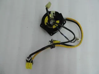 The steering wheel travers are for: 96815293 LACETTI J200 The steering wheel travers are for: 96815293 LACETTI J200