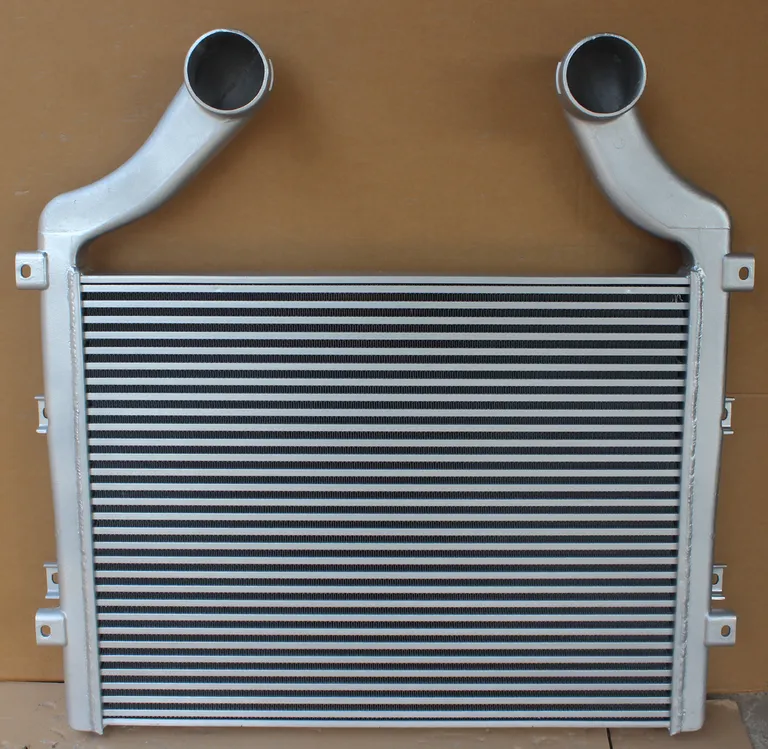 AZ9525530003 Sinotruk Haohan Automobile mid -cooler manufacturer selling car water tank water tank radiator online AZ9525530003 Sinotruk Haohan Automobile mid -cooler manufacturer selling car water tank water tank radiator online