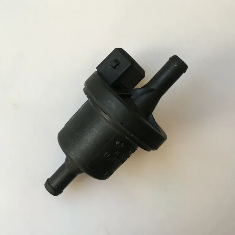 Carbon can solenoid valve 13901465030 28910-22030 28910-22040 online Carbon can solenoid valve 13901465030 28910-22030 28910-22040 online