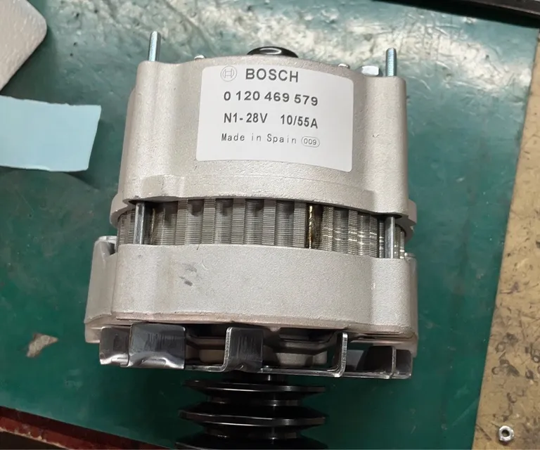 Dowatz generator for Dr. for Bosch 0120469579 generator 28V55A online Dowatz generator for Dr. for Bosch 0120469579 generator 28V55A online