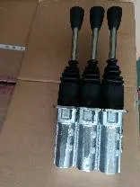 Italy Volvoil pilot handle SVM100/4 liquid control pilot valve friction positioning type online Italy Volvoil pilot handle SVM100/4 liquid control pilot valve friction positioning type online