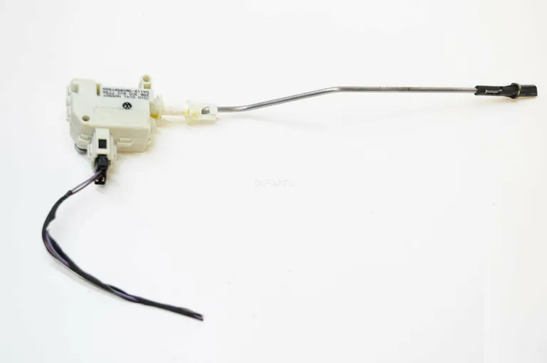 Locks are for mass fuel tank motor 3C0810773A online Locks are for mass fuel tank motor 3C0810773A online