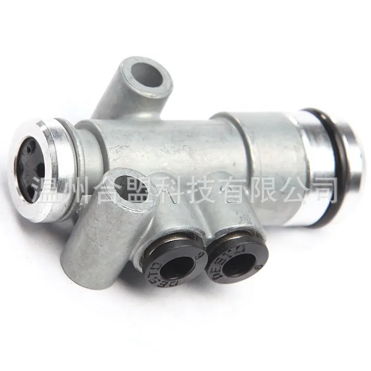 Man Manman truck gear gear multi -circuit manipulating valve OE: 81521706096 81521706156 online Man Manman truck gear gear multi -circuit manipulating valve OE: 81521706096 81521706156 online