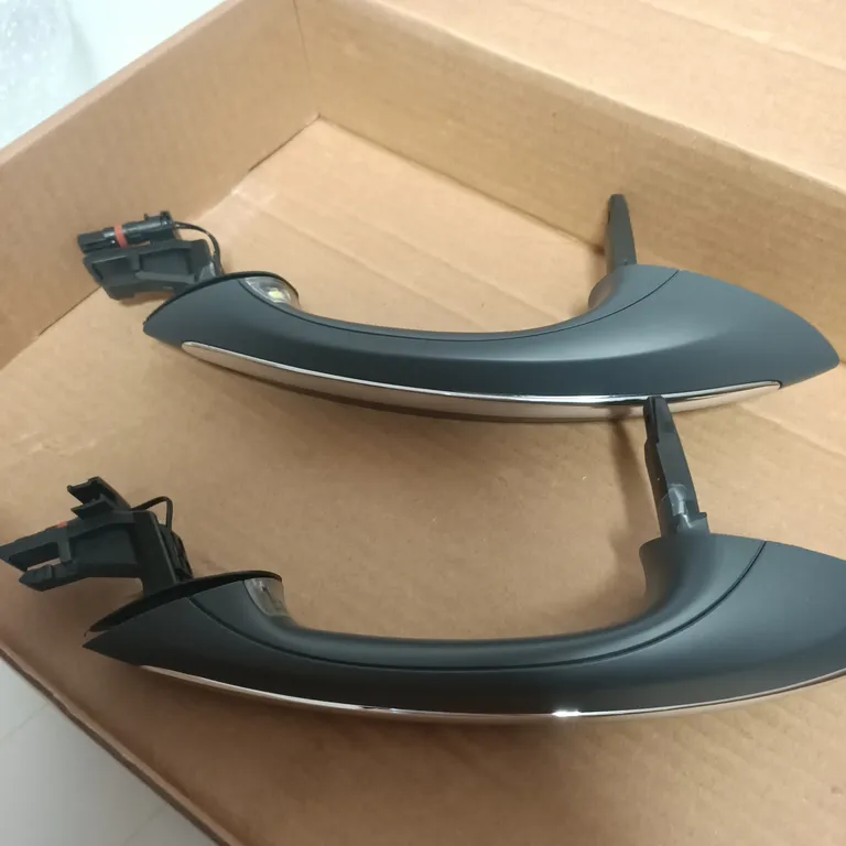 The hot -selling handfor BMW 640i 650i M6 535i 51217231929 51217231930 online The hot -selling handfor BMW 640i 650i M6 535i 51217231929 51217231930 online
