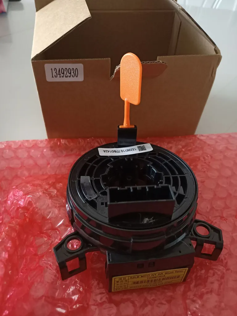The steering wheel travers are for: 20817720 52057875 13492930 8HC0448A online The steering wheel travers are for: 20817720 52057875 13492930 8HC0448A online