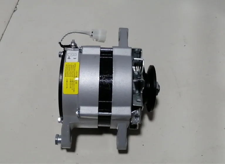 Weichai WP2.3/WP2.1 generator 1001045762 -generator 28V35A online Weichai WP2.3/WP2.1 generator 1001045762 -generator 28V35A online